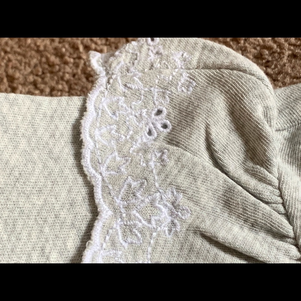 Loft Embroidered Ruffle Sleeve Sweatshirt Top S - Picture 13 of 16